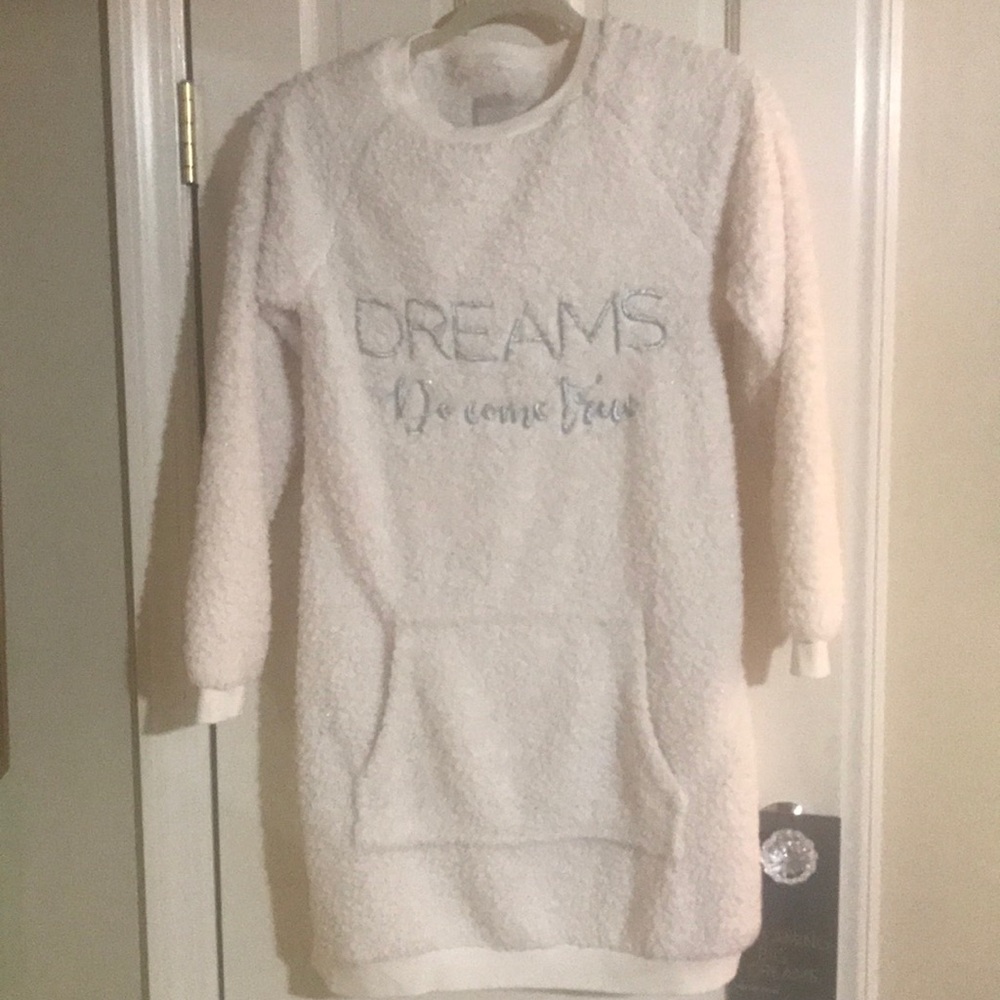 “Peaches & Dreams” Sleeper